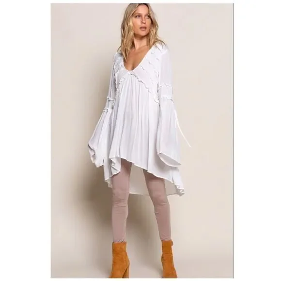 𝅺off White Tunic with Ruffle Detail & Bell Sleeves - Picture 7 of 13